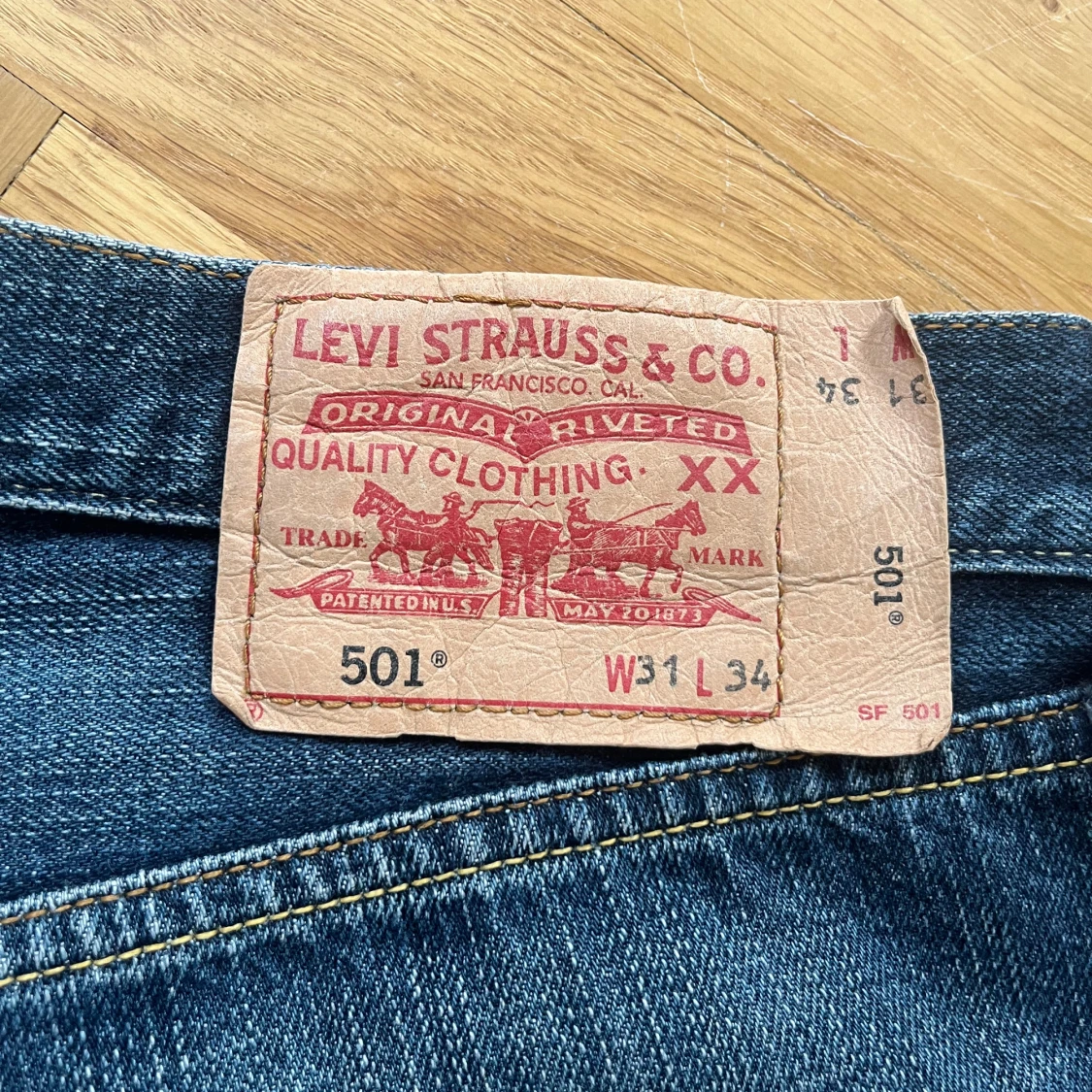 Levis washed jeans  - 92