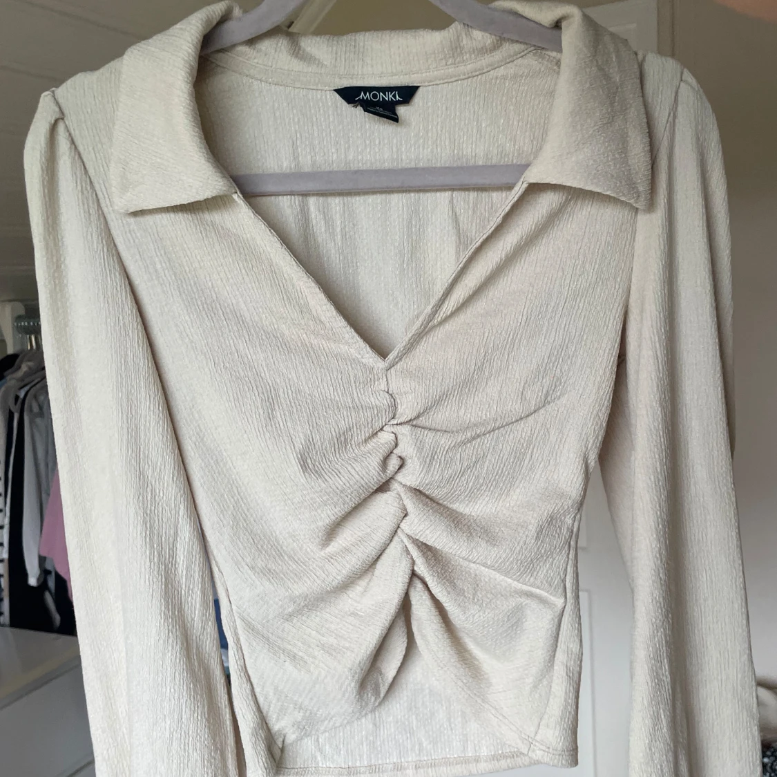 Långärmad blus beige 