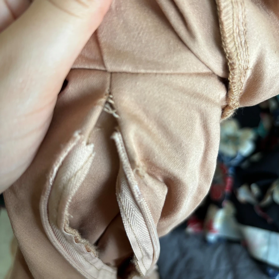 Beige offshoulder klänning - 91