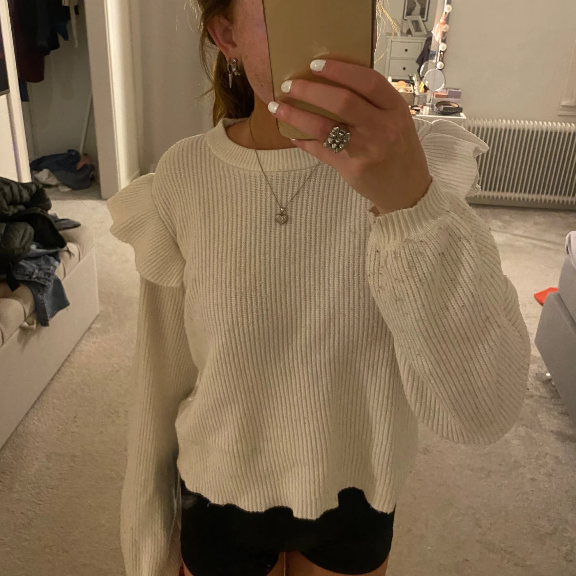 Stickad tröja🤍 - 90
