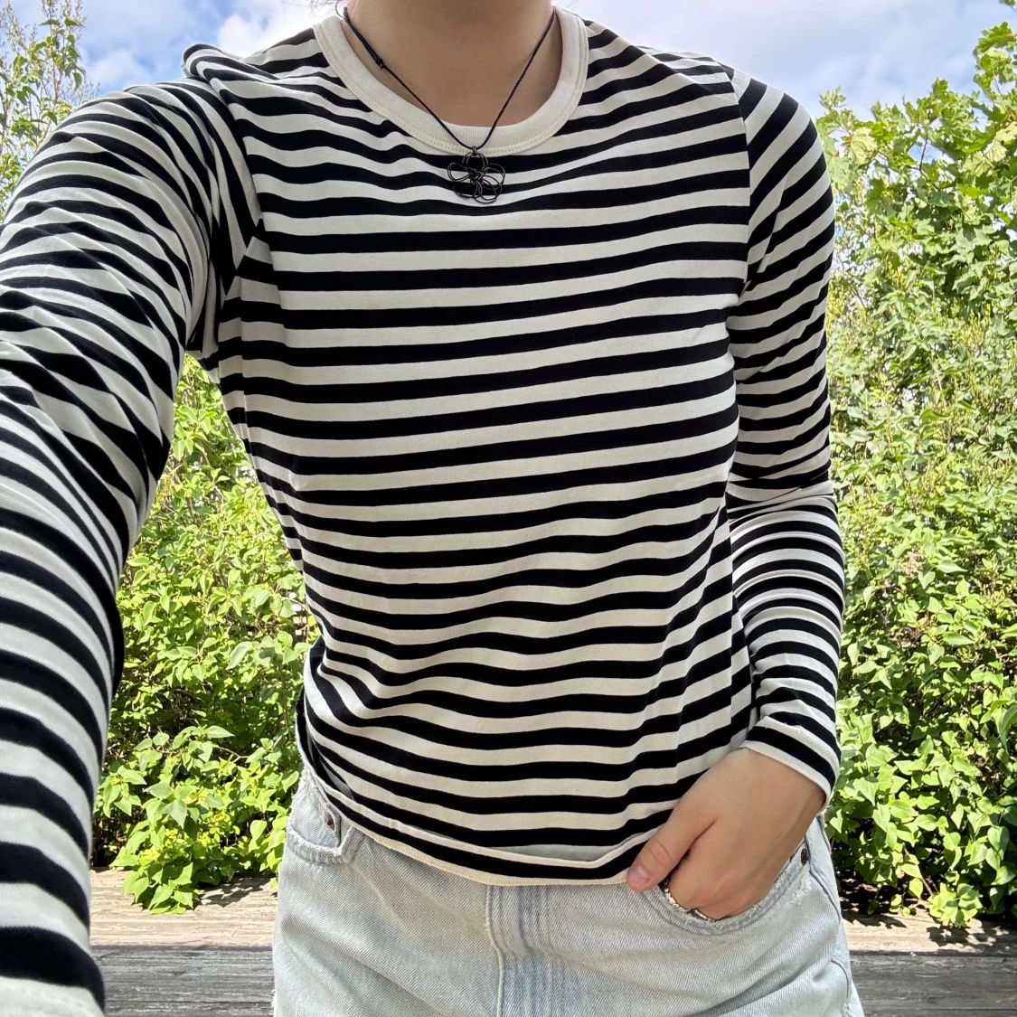 Randig, stretchig tröja