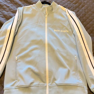 Palm angels - Palm angels tröja storlek m, helt ny endast testat//  Postar alltid samma dag du köper