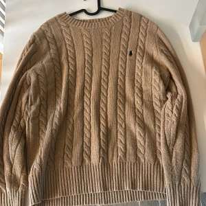 Raulph lauren sweatshirt  - Fin stickad raulph lauren tröja