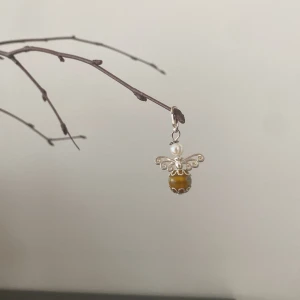 Skyddsängel  - Säljer den här fina skyddsängeln som jag har gjort. Gör någon du tycker om glad, eller sätt den på din egen nyckelknippa!💘