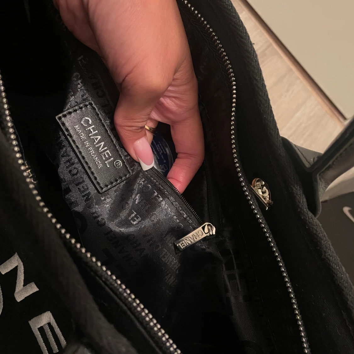 Svart stor väska - 92