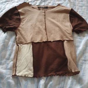 T-shirt från bikbok - Storlek S, oanvänd, inga hål, inga fläckar.