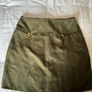 Kjol från  atmosphere  - Nice skirt