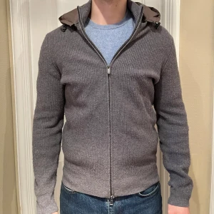 Massimo Dutti cardigan - Eftertraktad Massimo Dutti cardigan. Svår att få tag på. 9/10 skick. 