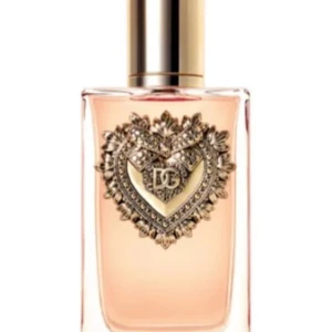 Dolce Gabbana Parfym  - Säljer denna dolce gabbana parfymen, den är endast provad. Har endast provat den en gång men inte använt den mer då doften inte passade mig. 50 ml, nypris 1400 kr