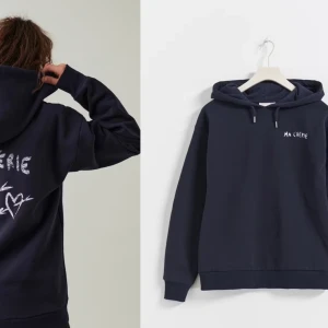 Ma chérie hoodie - Säljer ma chérie hoodien från Gina Tricot. Har använts men har inga defekter elr nått som tyder på att den blivit använd.💗