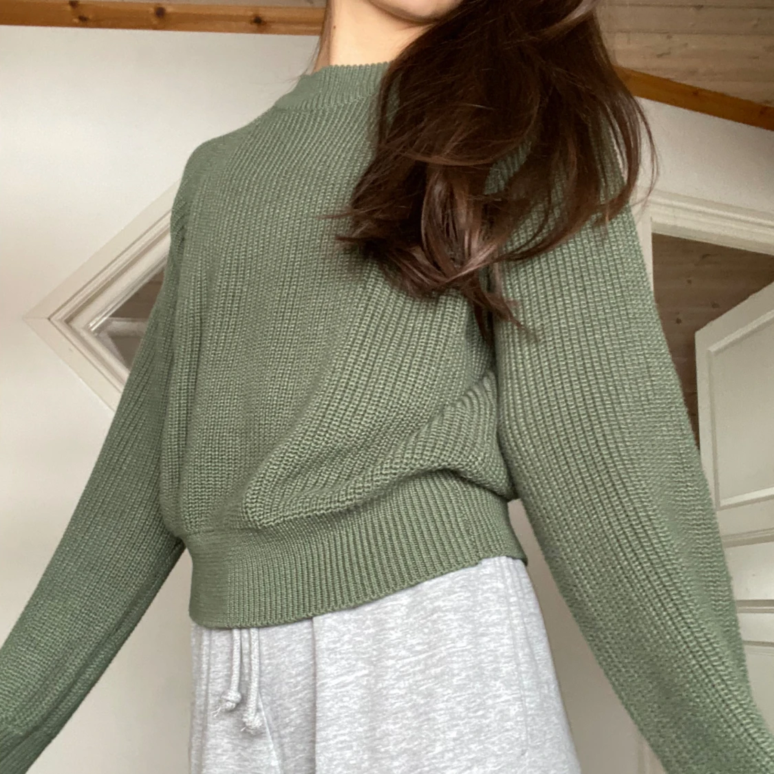Grön stickad tröja - 90