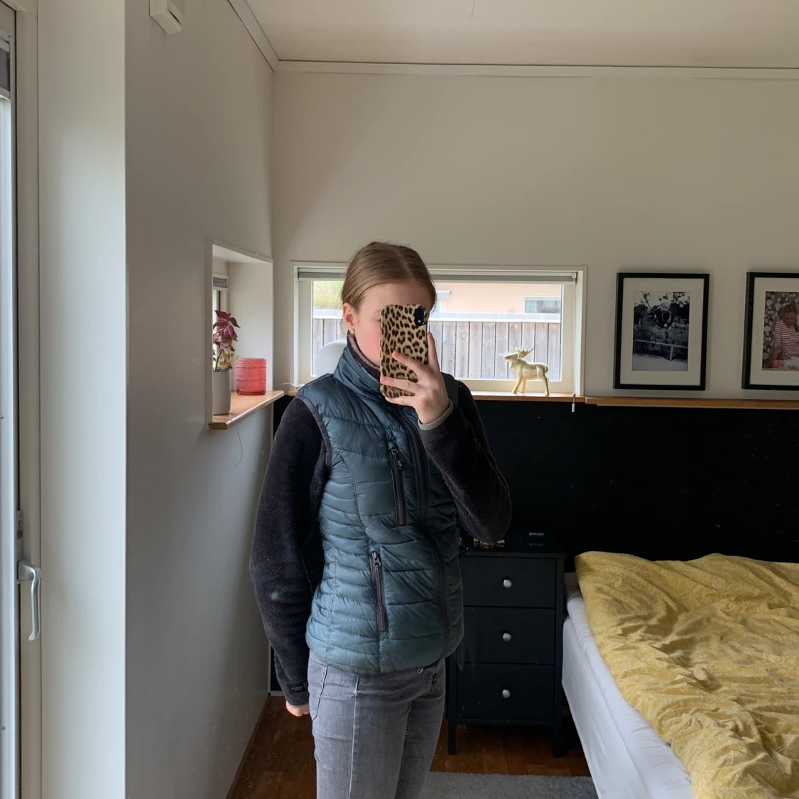 Otroligt snygg Uhip väst som passar för alla  årstider!💓 - 90