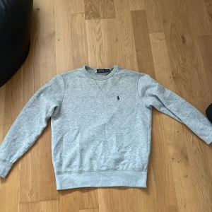 Ralph lauren tröja - Snygg tröja som är 8/10 