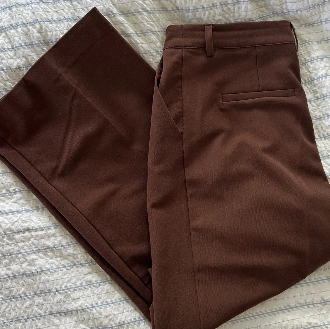 Bruna kostymbyxor  - 91