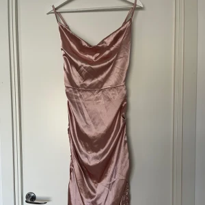 Fest klänning  - Stl XS 