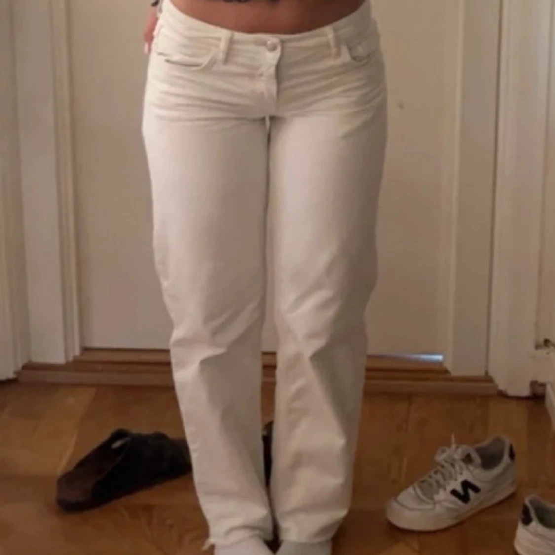 Lågmidjade vita jeans  - 90