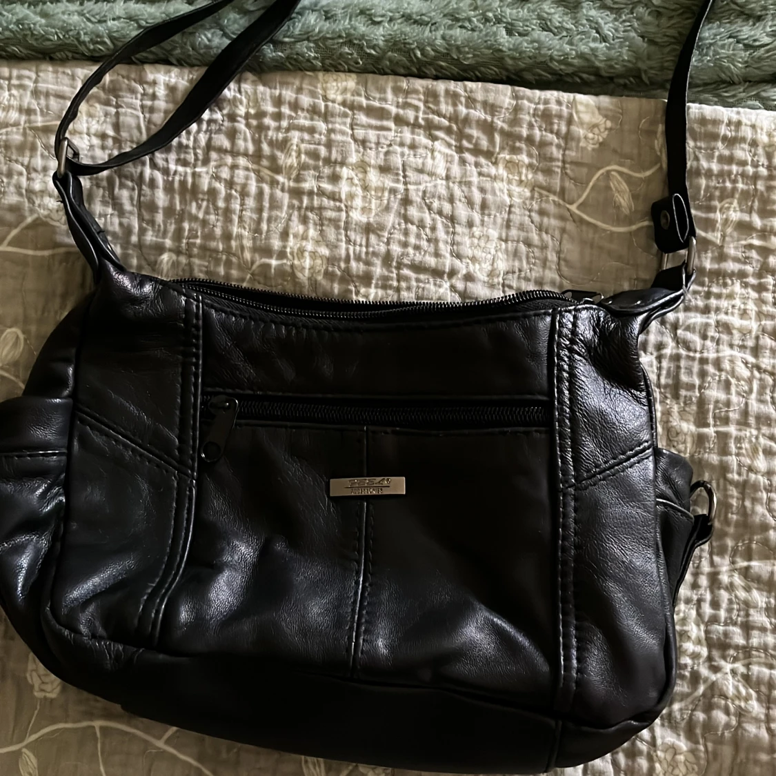 Vintage axelväskor  - 90