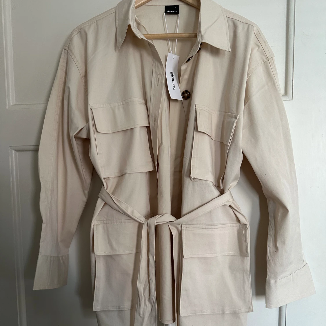 Beige trenchcoat 