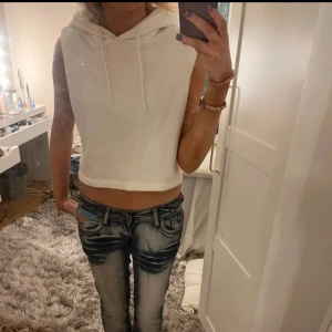 Kortärmad vit hoodie - As cool kortärmad vit hoodie!!