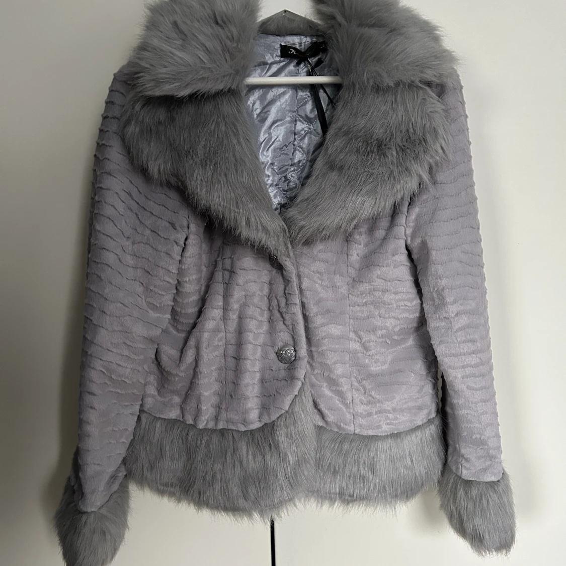 Jacka med päls - 90