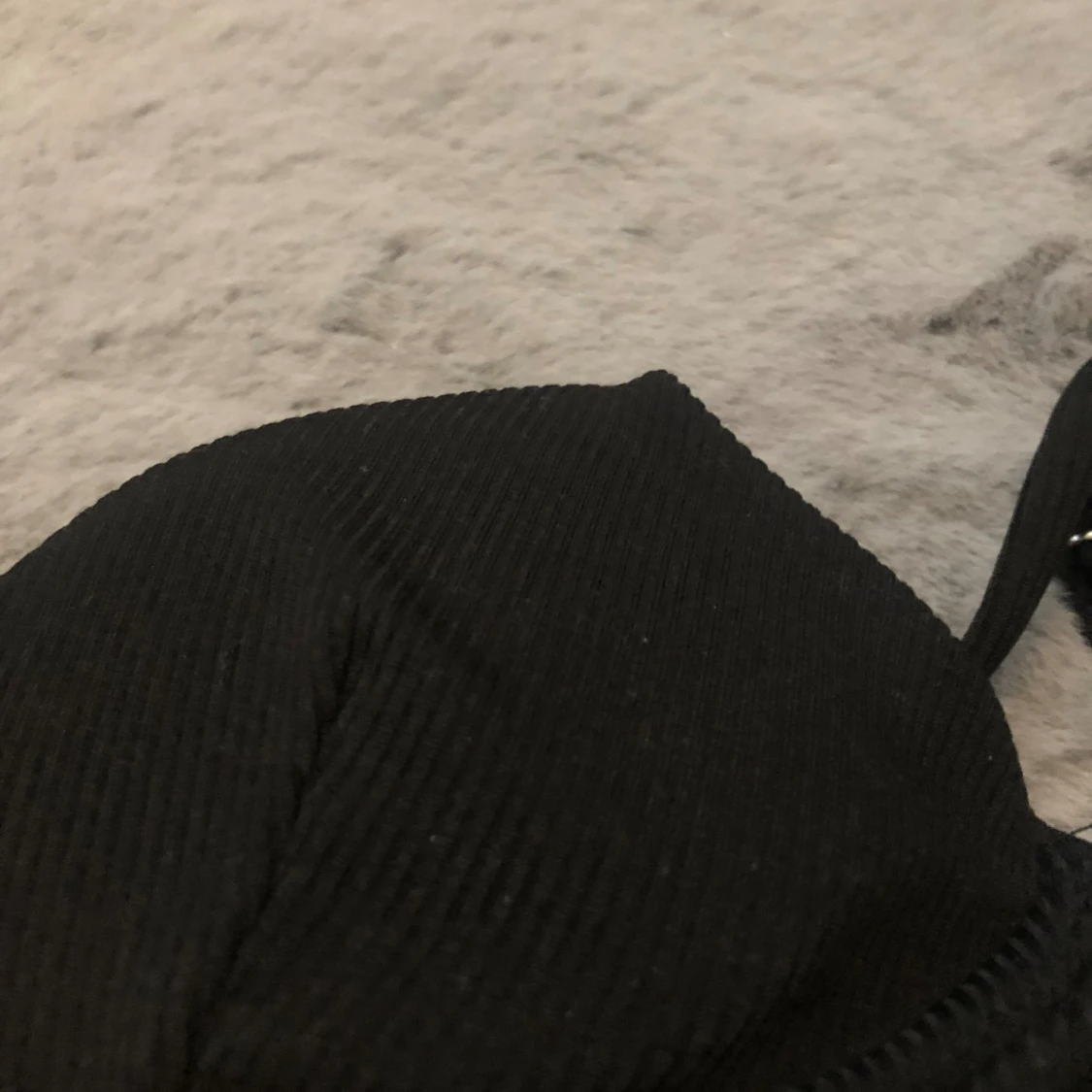 Svart bikinitopp  - 90