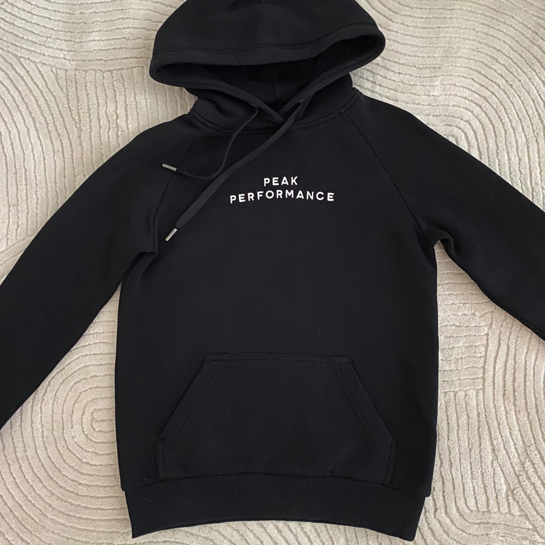 Peak performance hoodie