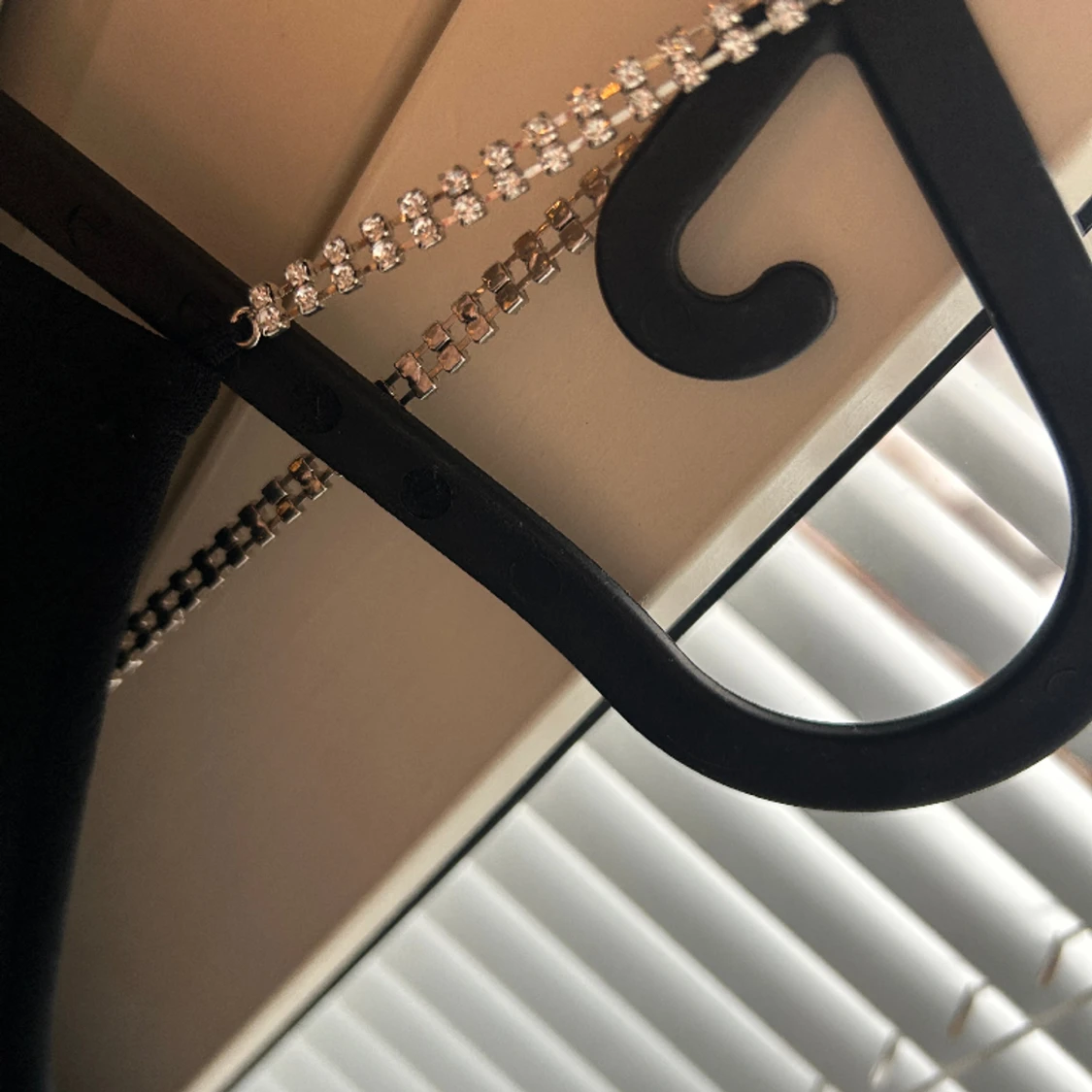 Musikklänning med diamant-band - 90