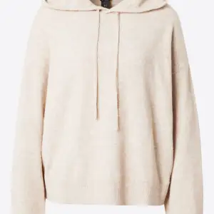 Säljer min likadana hoodie som i samma annonsen fast vit då jag ej använder den längre