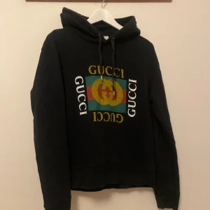 Gucci Hoodie - Gucci Hoodie  Storlek XS (sitter som S/M)  Nypris var ca 8500kr.