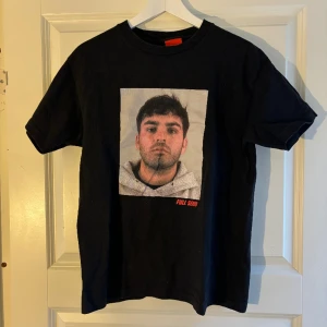 Full Send merch - Sällsynt merch från Full Send (Nelkboys).