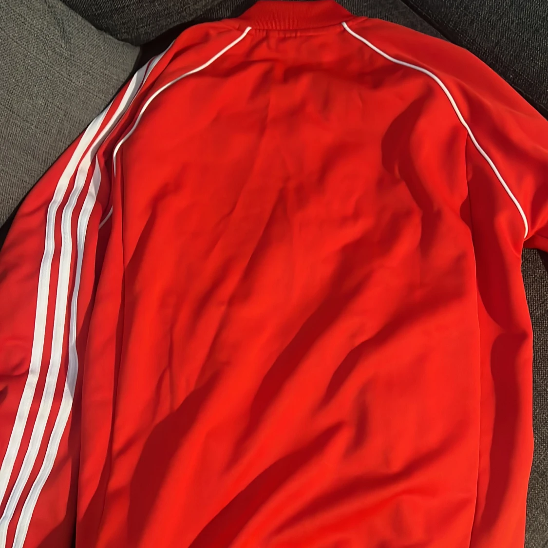 Adidas tröja  - 91