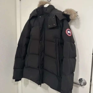 Canada goose Wyndham  - Storlek M