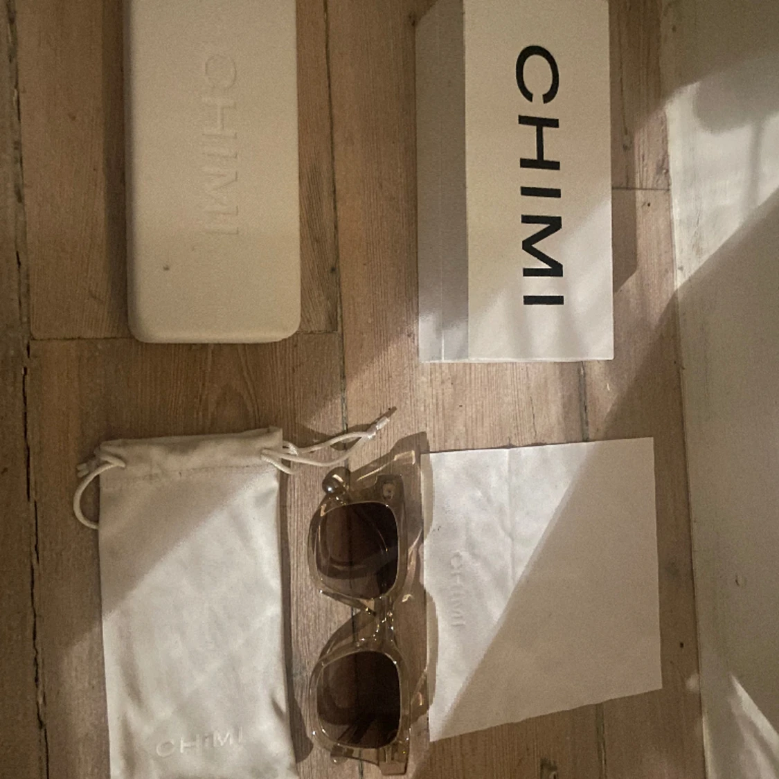 Chimi 04 Ecru 10/10 skick - 90