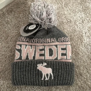 Åre mössa - Åre mössa med lappar kvar