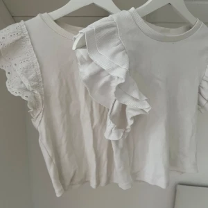 Söta toppar - Två otroligt söta toppar i storlek xs/s . Köp en för 60kr eller båda för 100kr💕