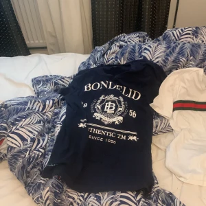  Hej kan ni köpa den  - Ali