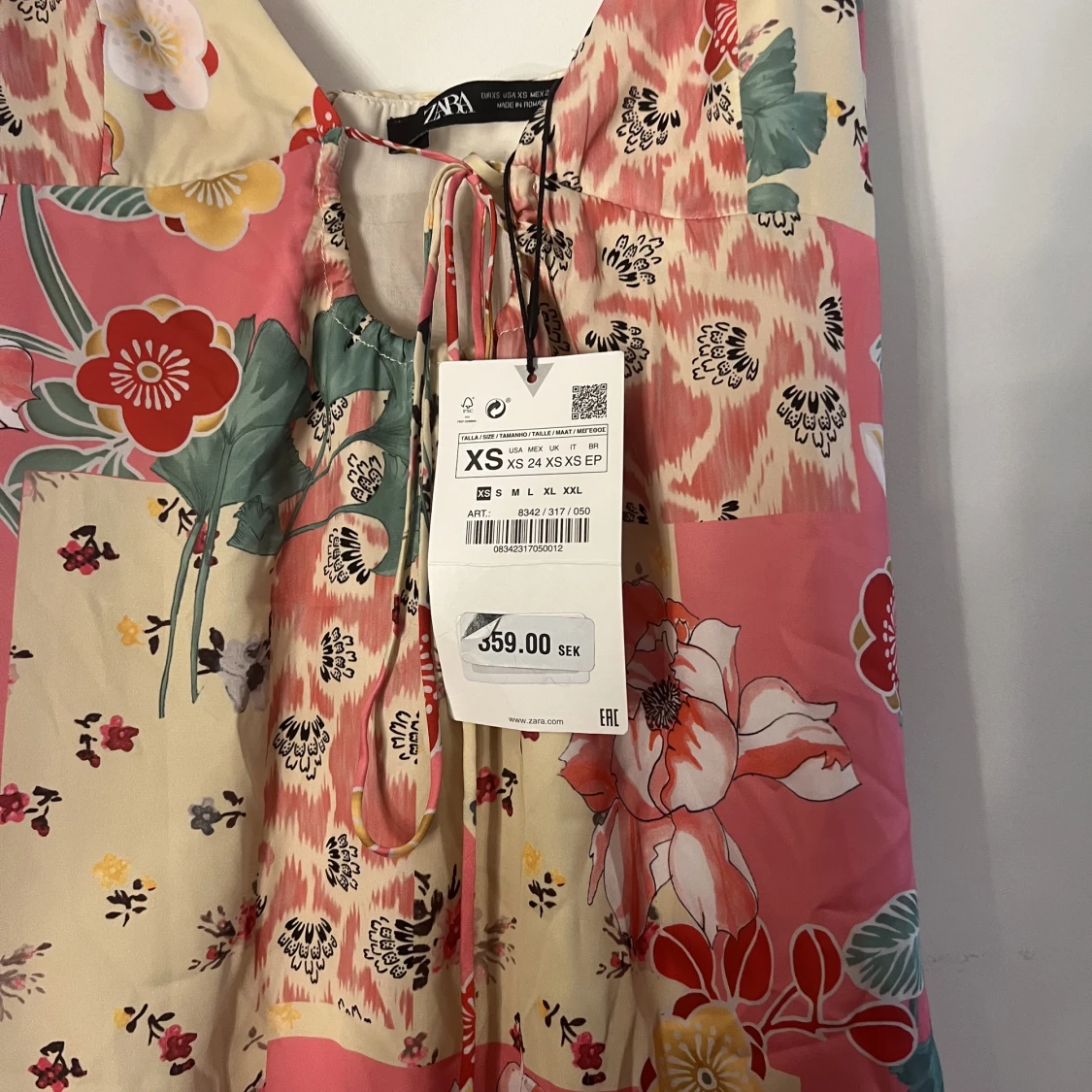 Blommig klänning  - 90