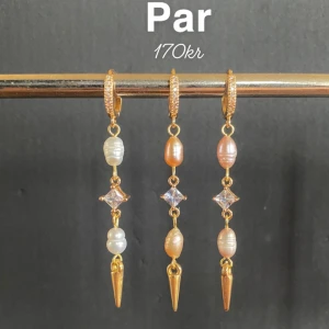 Örhängen  - Frakt 18kr ❤️ vita, rosa, lila pärlor 