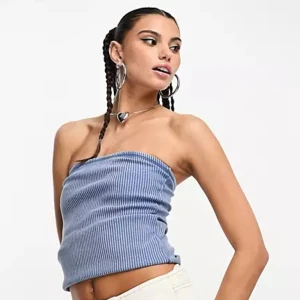 Weekday Tub  - Trendig blå ribbad tub topp från Weekday. Strechigt material.