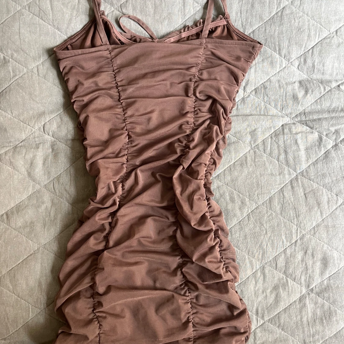 Brun klänning  - 90