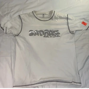 Yung Lean x Converse - T shirt - Bra skick, använd ett fåtal gånger