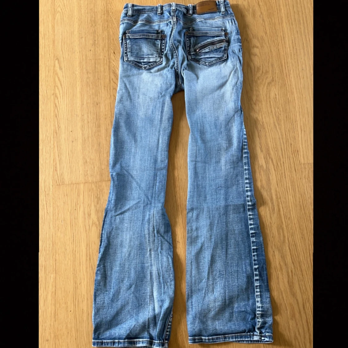 Bootcut jeans