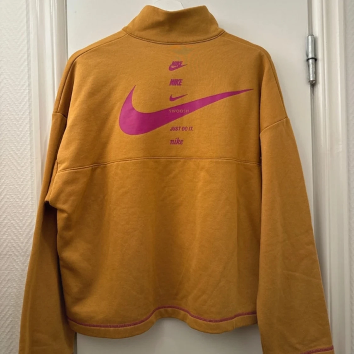 sweatshirt  - 90