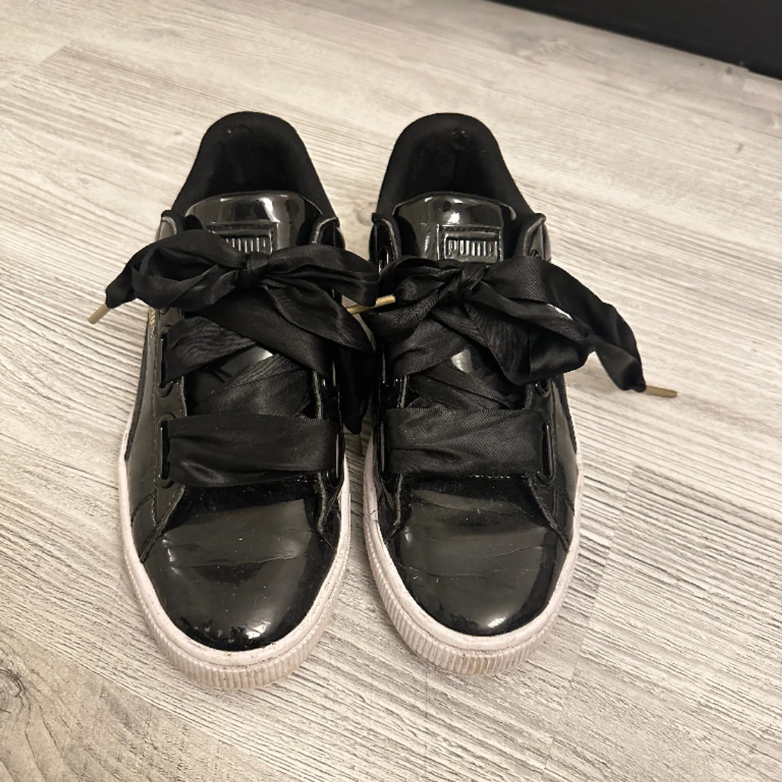 Puma sneackers svarta