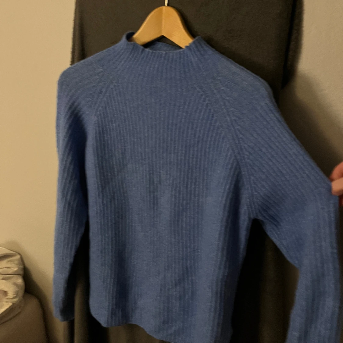 Ljusblå stickat tröja🤍 - 90