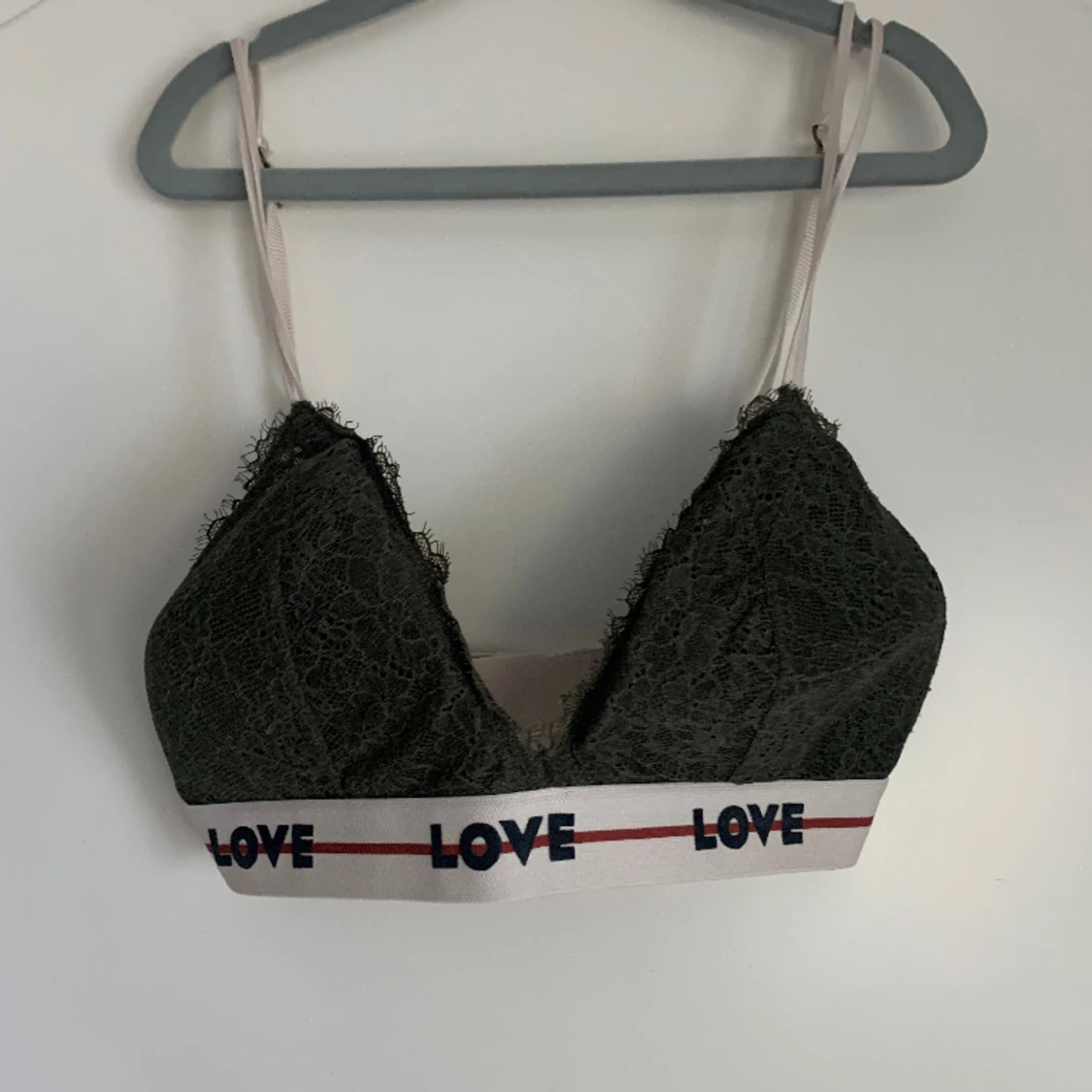 BH från Lindex x Lovestories