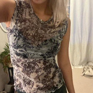 Topp - Jätte söt blå topp 