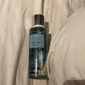 Body mist - Body mist från vs ca 90% kvar