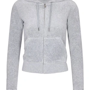 Juicy Couture tröja - Jätte skön och fin Juicy Couture hoddie. Ord pris 1200 :-.