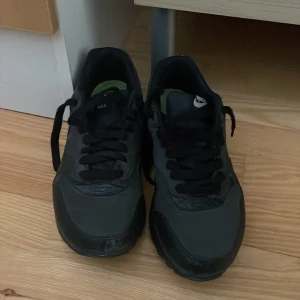 Airmax  - Storlek 38.5 200kr